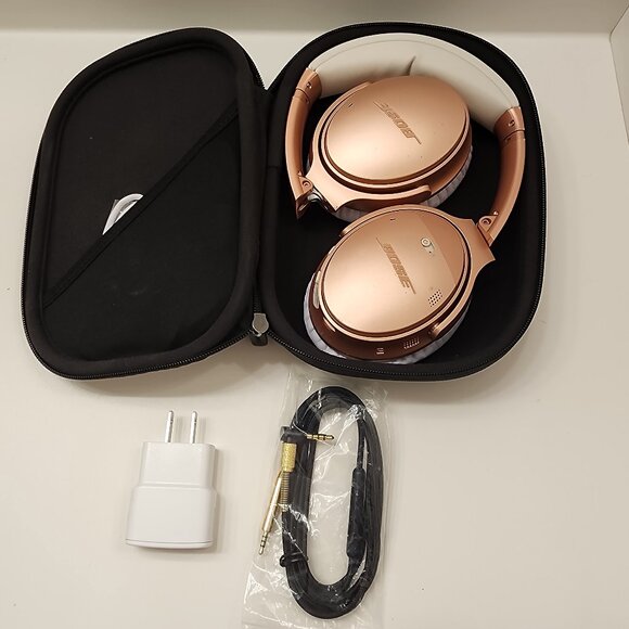 Bose QuietComfort 35 II Noise Cancelling Wireless Headphones Pink Rose Gold - Picture 1 of 4